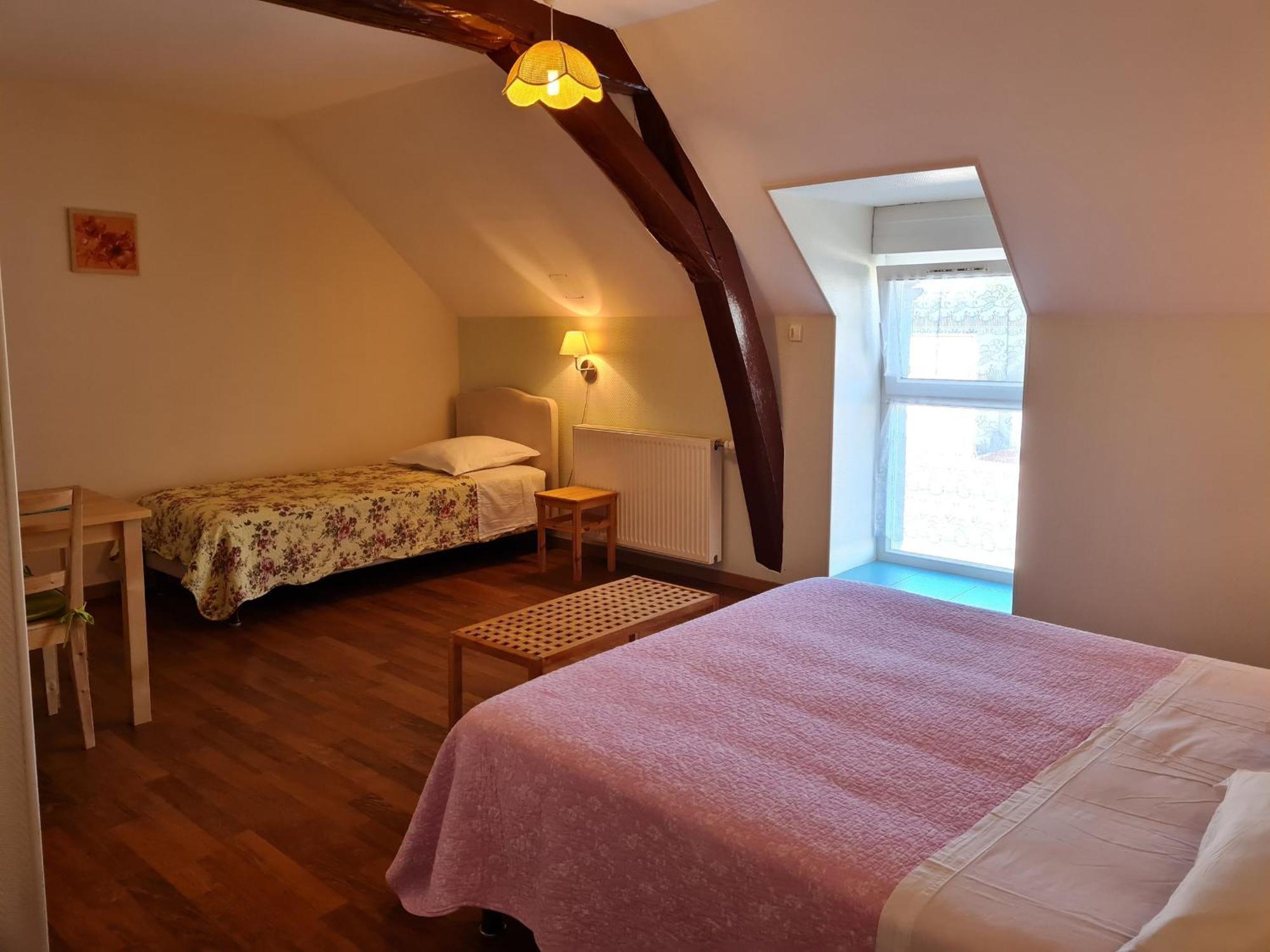 Cravant  Chambres Spacieuses Pres De Beaugency, Petit-Dejeuner Inclus - Fr-1-590-455 מראה חיצוני תמונה